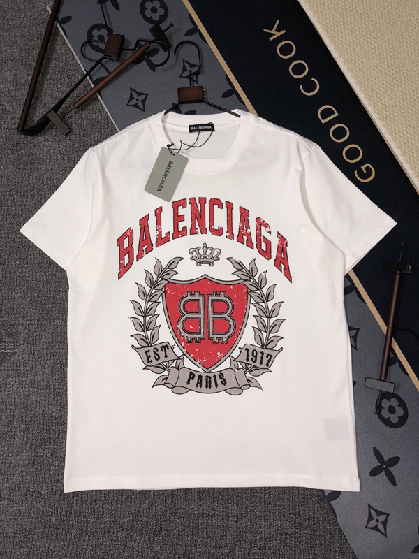 ブランドTシャツ正面デザイン